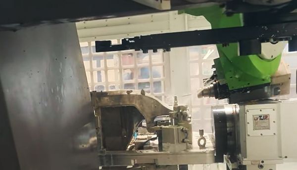 普拉迪型材加工中心之路